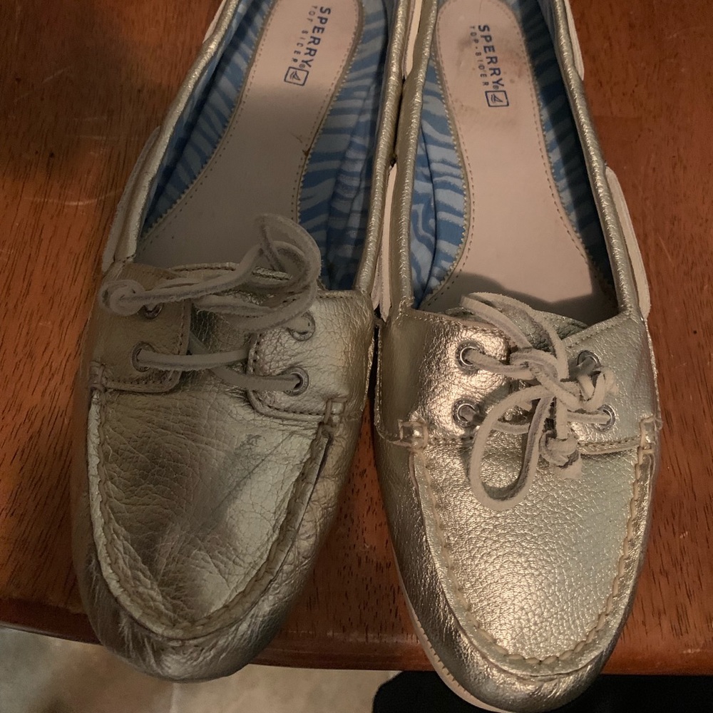 Sperry slide on